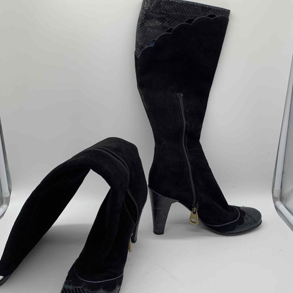 Marc Jacobs SEXY STYLISH black suede knee high heel boots 8 - Picture 5 of 7